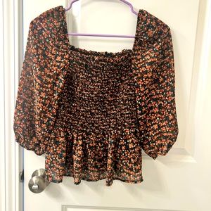 Abercrombie and Fitch top